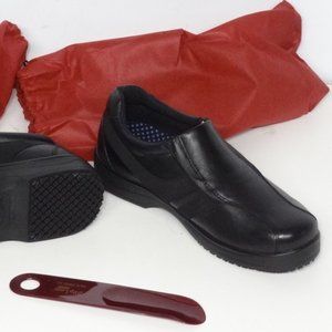 "New" Men's Leather Upper Casual Loafer Shoes  - Slip-Resistant - Black